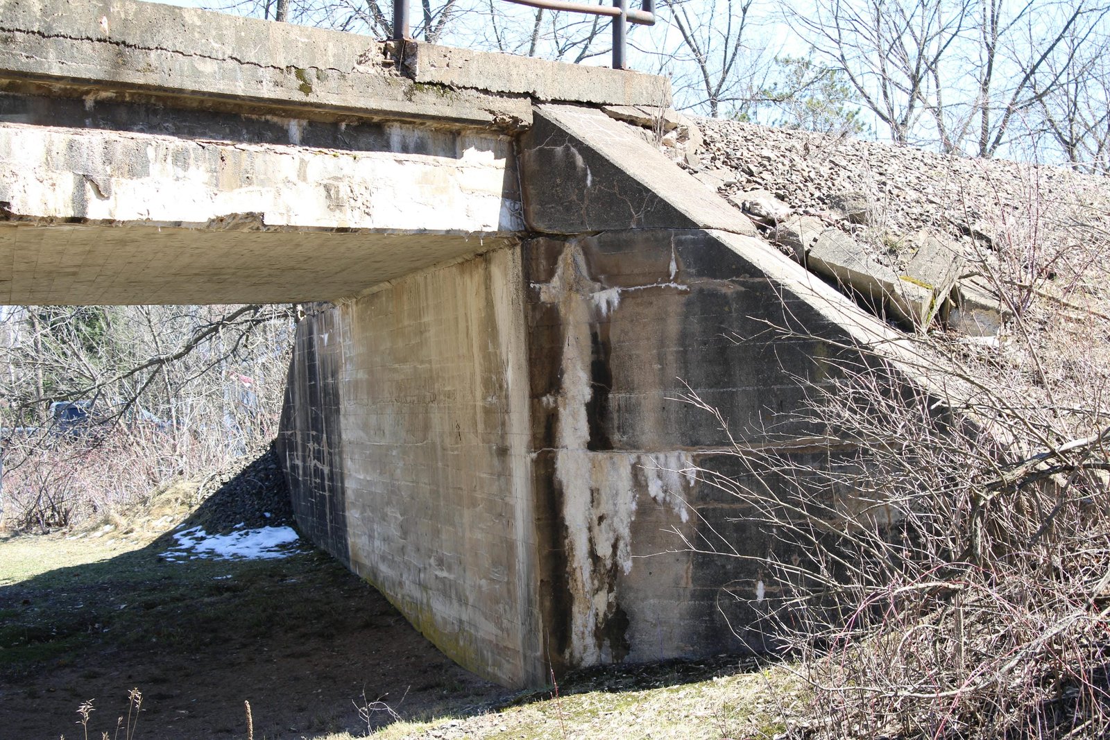 South abutment